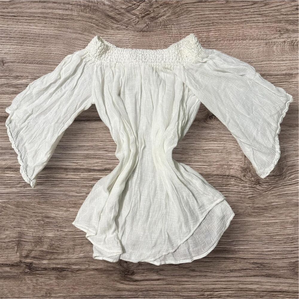 Billabong Women's White and Cream Blouse